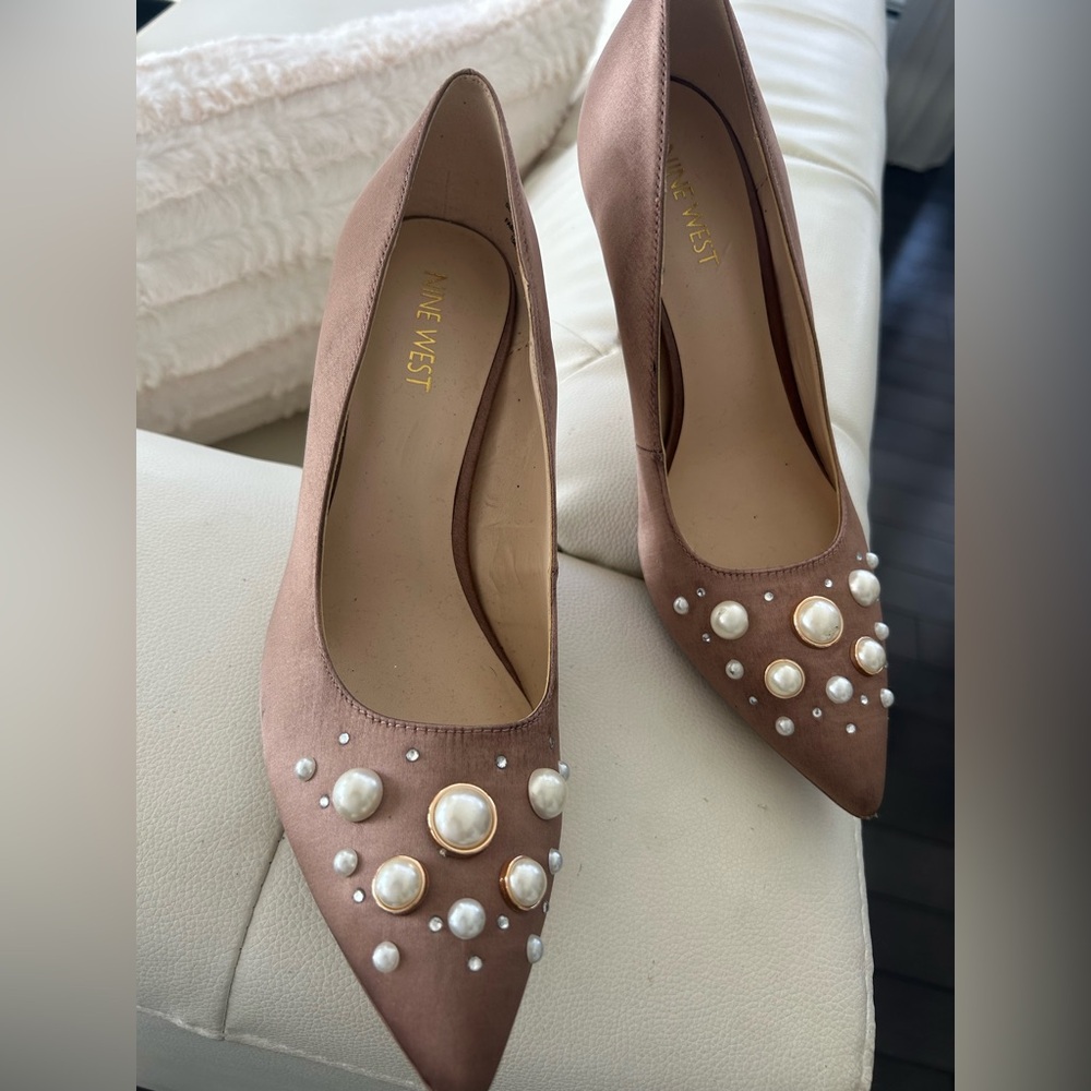 Nine West Brown Pearl Embellished Heels